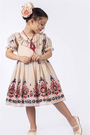 Fırfır Yakalı Çiçek Nakışlı Kız Çocuk Elbisesi