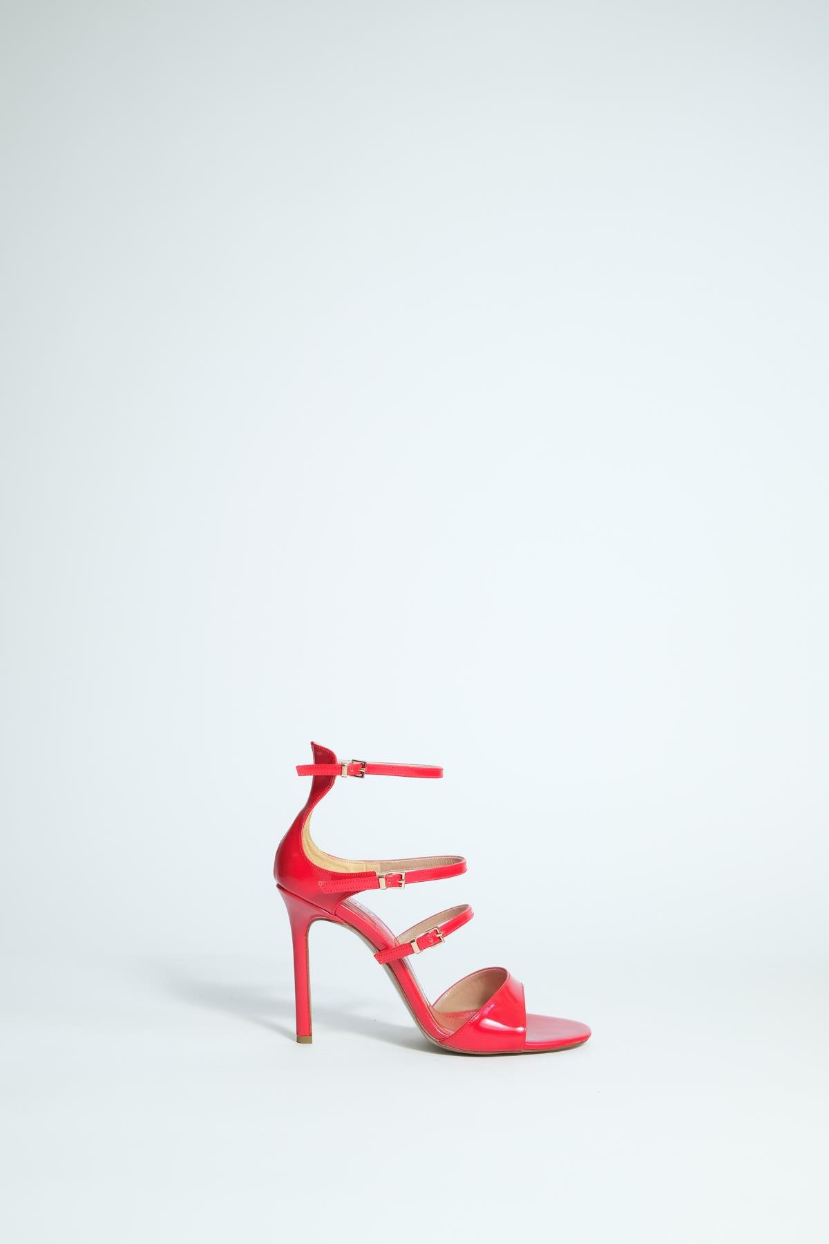 Elsa Kırmızı Rugan Bilek Bantlı Topuklu Ayakkabı