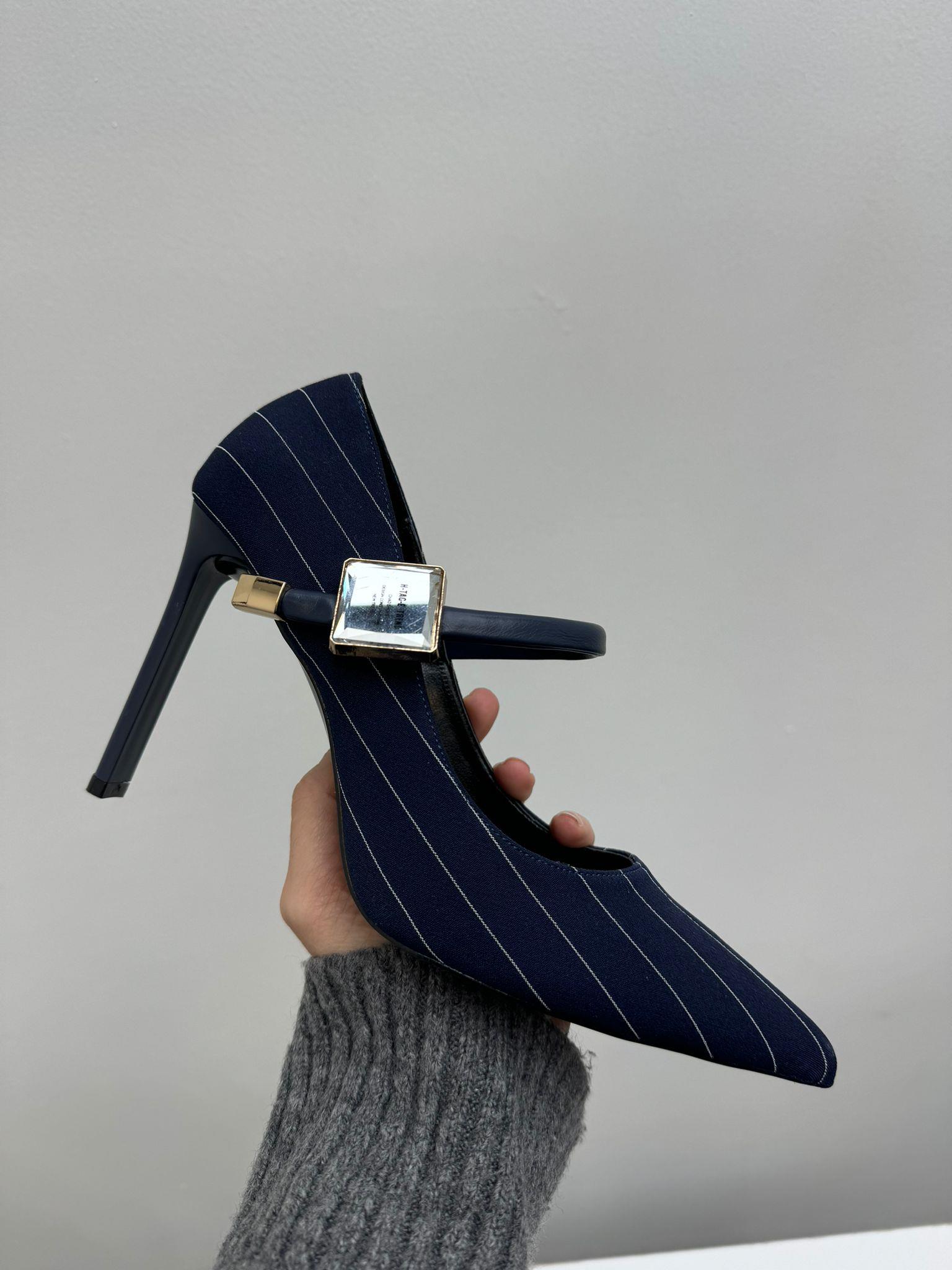 MASON LACİVERT TEK BANTLI TOKALI ÇİZGİLİ TOPUKLU AYAKKABI