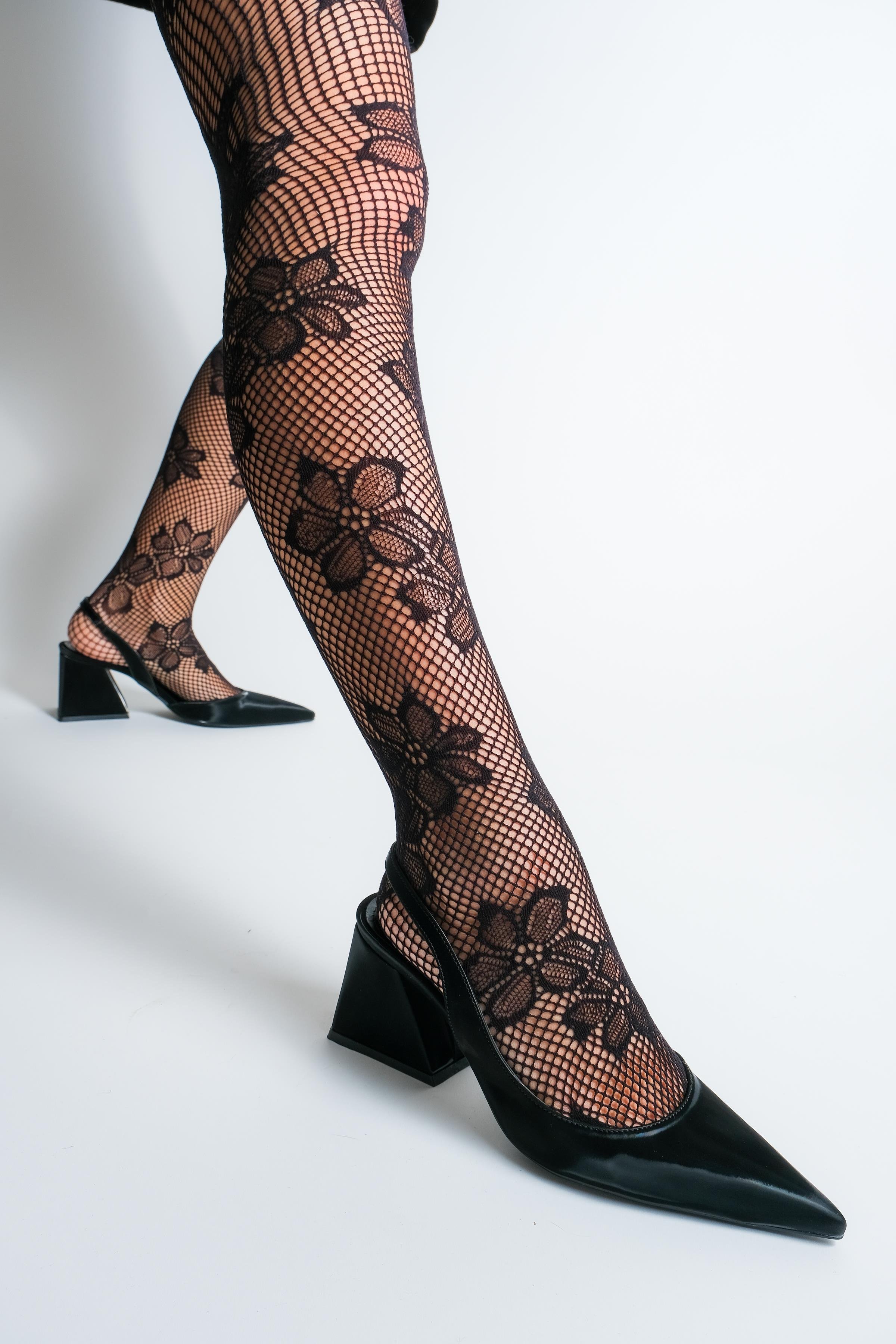 Doyle Siyah Parlak Arkası Açık Topuklu Ayakkabı