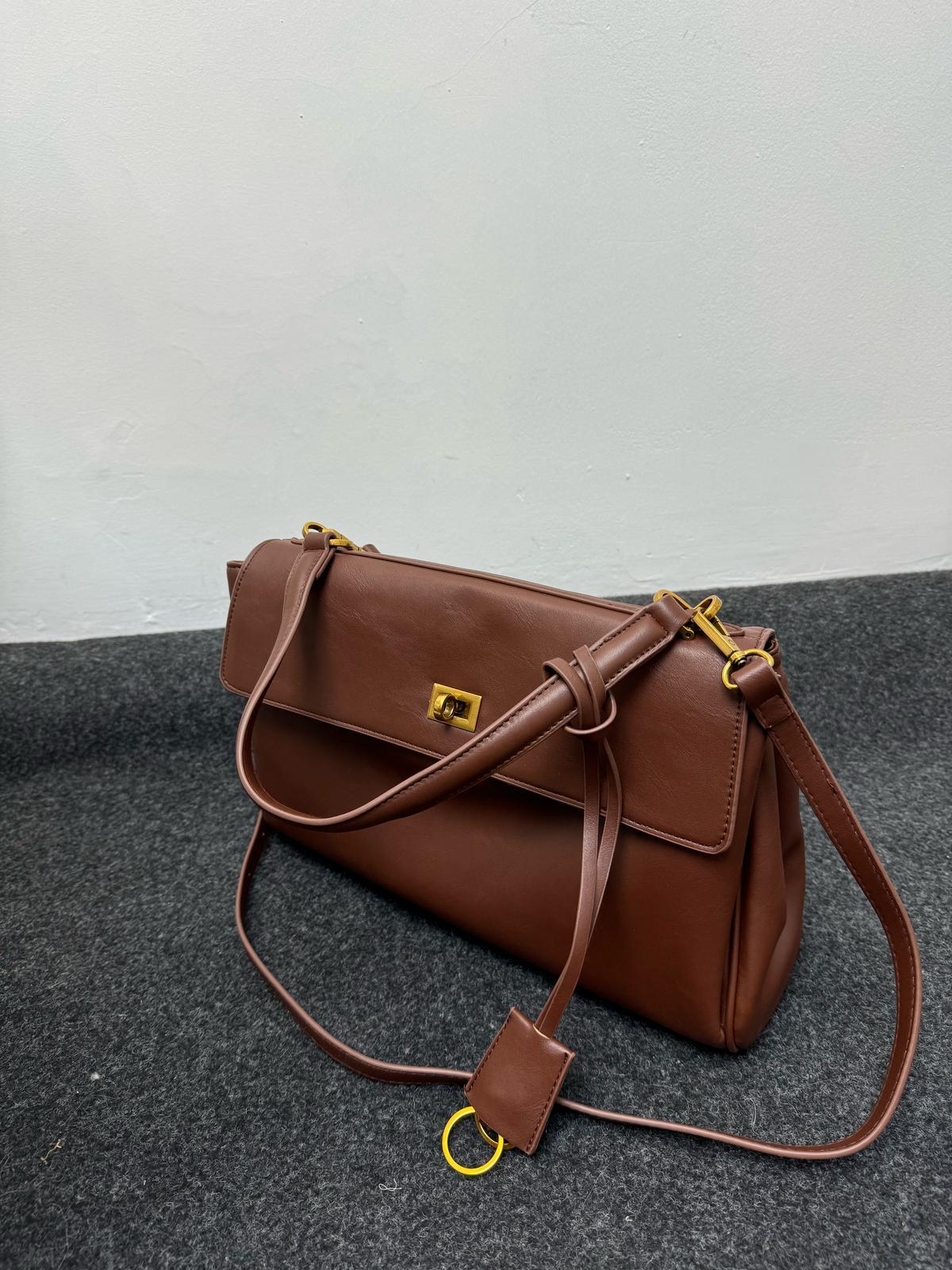 25191 İthal Bayan Çantası Brown