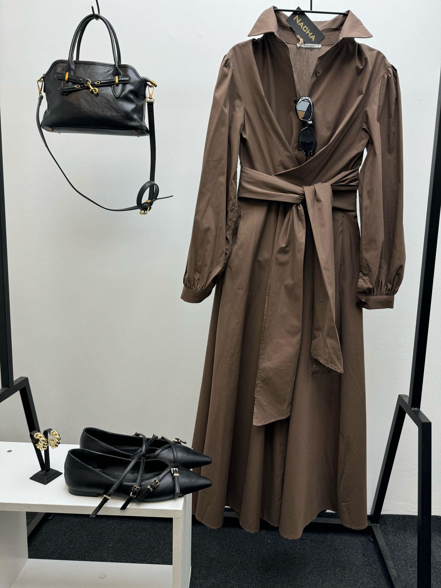 BELDEN BAĞLAMALI KAHVE ELBİSE