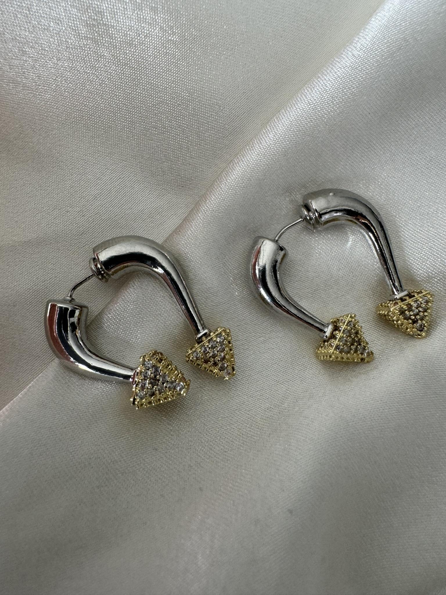 Tasarım Vip Seri Gümüş Küpe