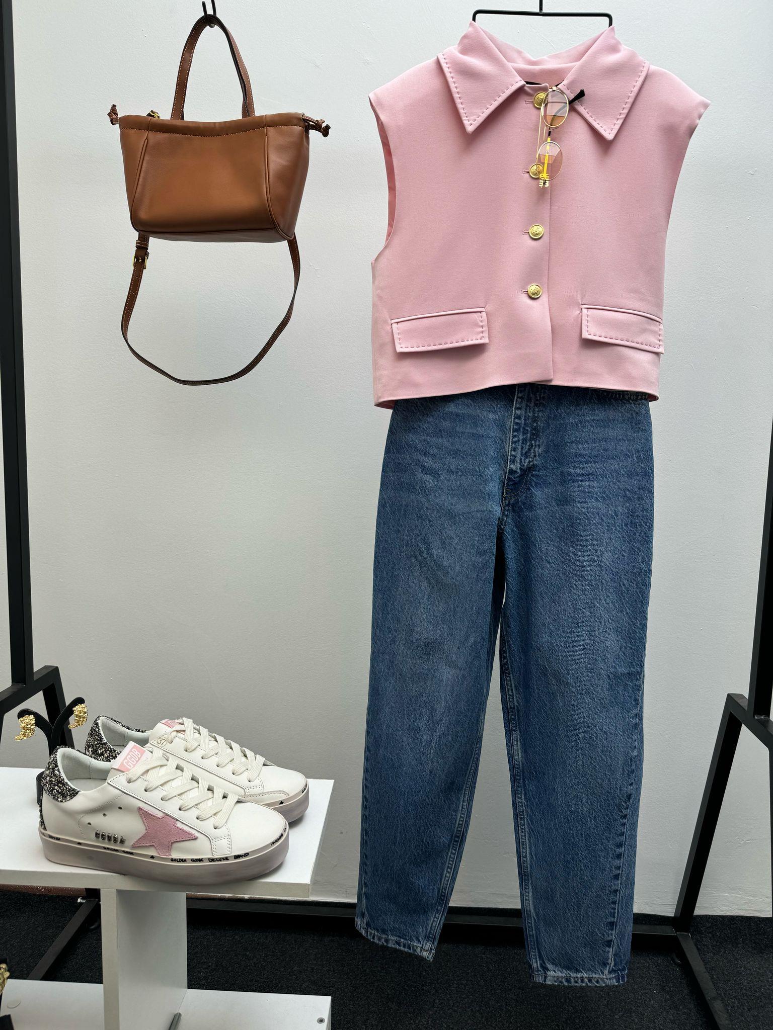 YAKA DİKİŞLİ PEMBE YELEK