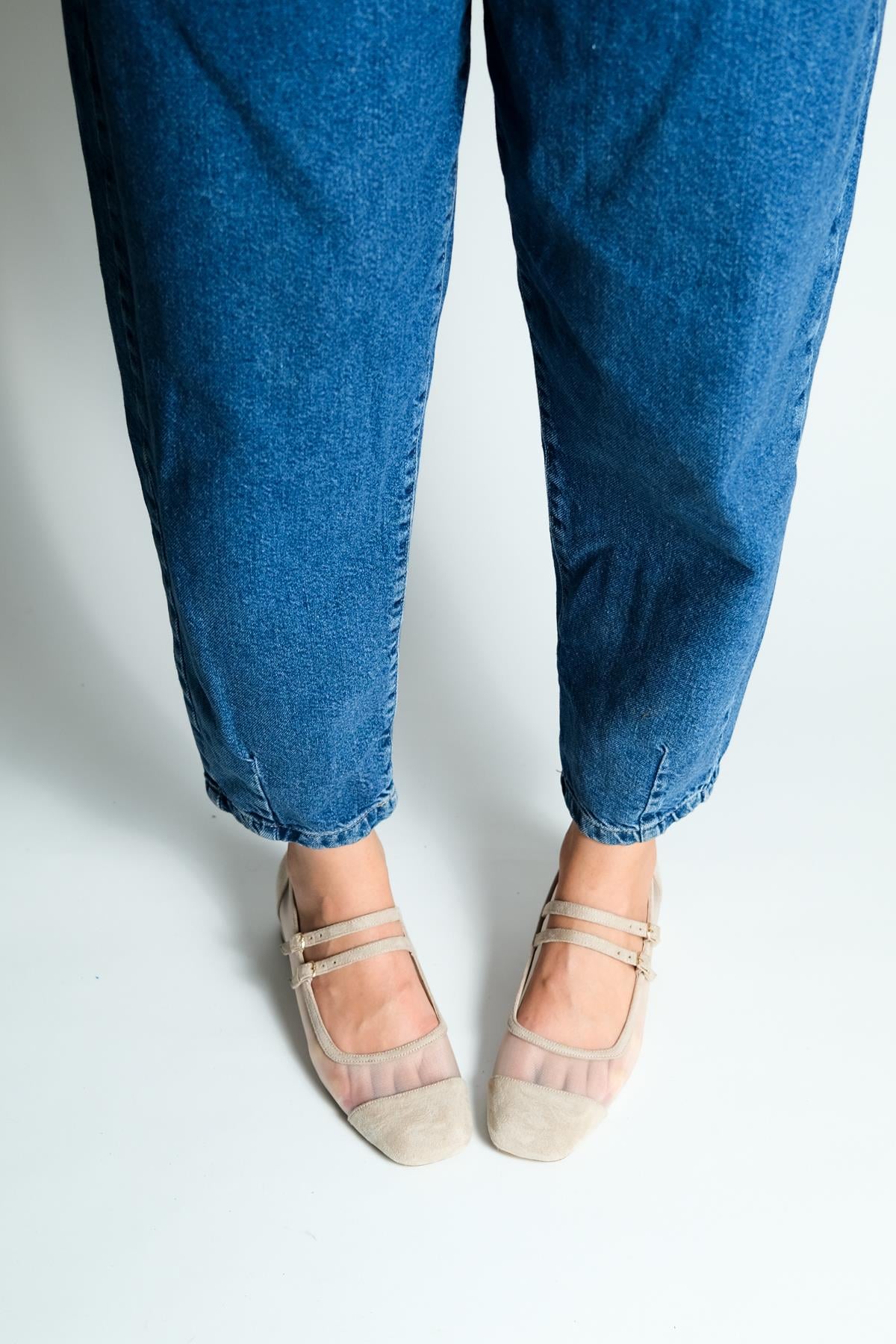 Drake Bej Tül Detay Çift Bantlı Topuklu Ayakkabı