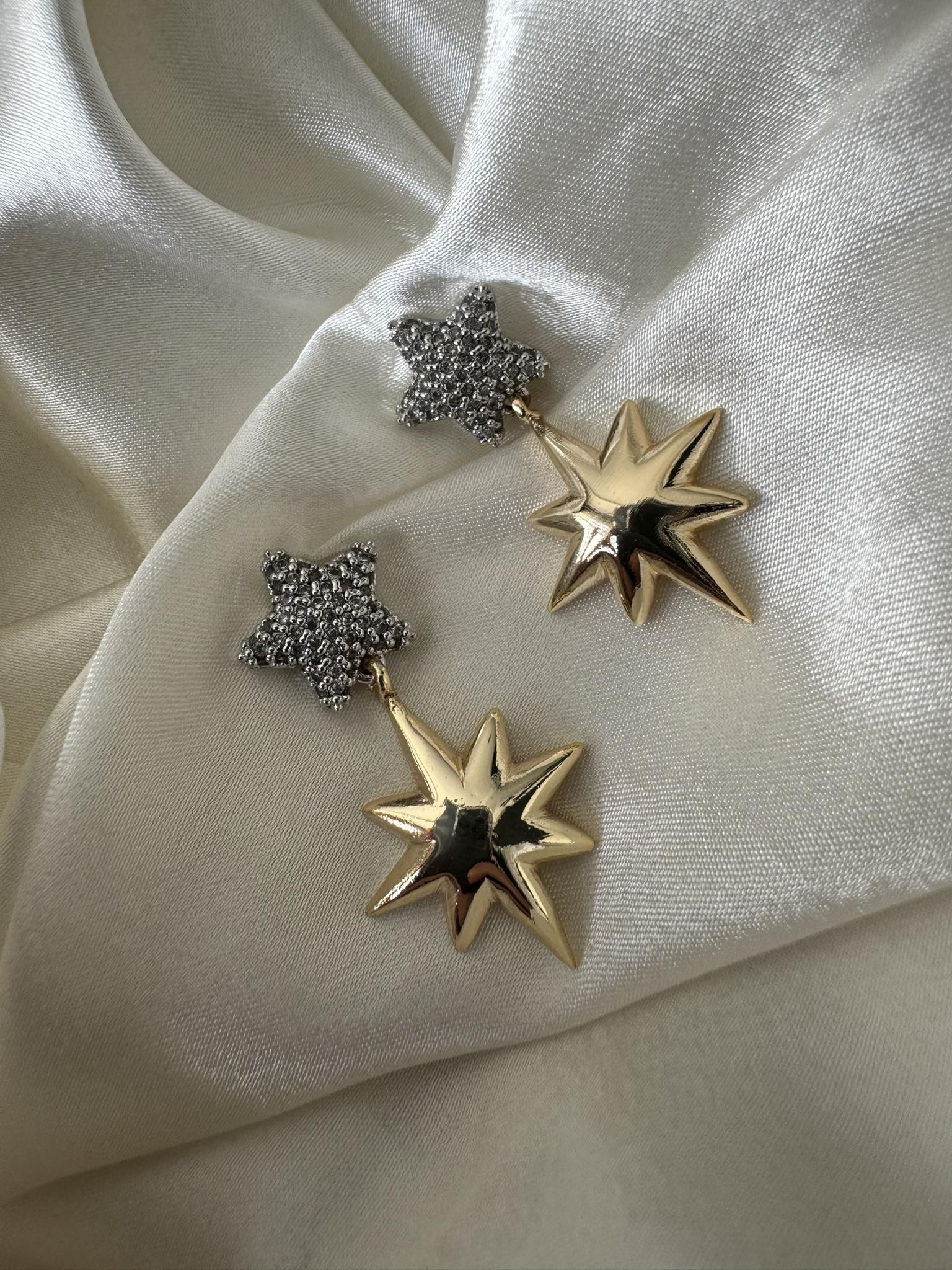 Kutup Yıldızı Gold Taşlı Küpe