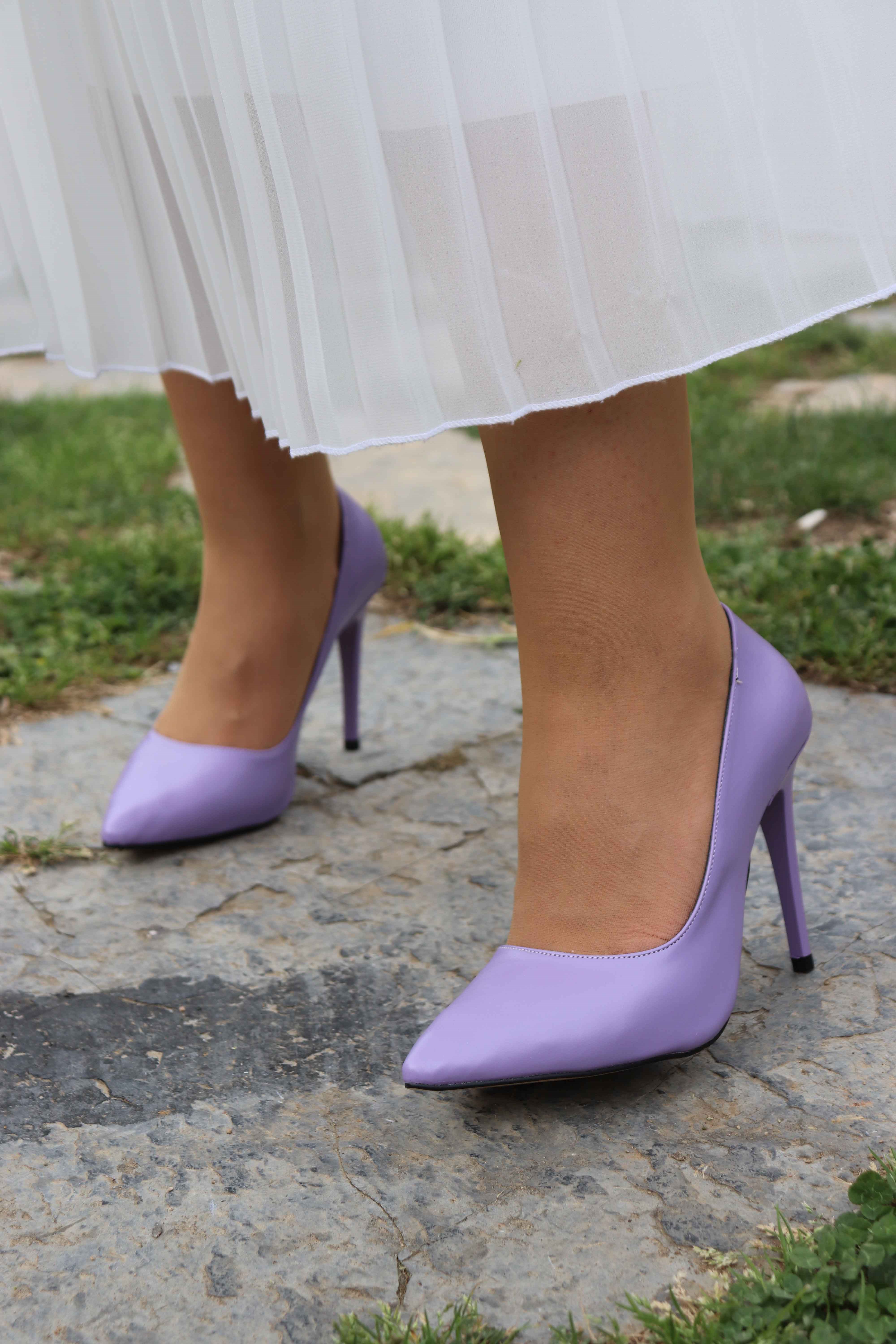 Kapalı Stiletto Topuklu Ayakkabı 511