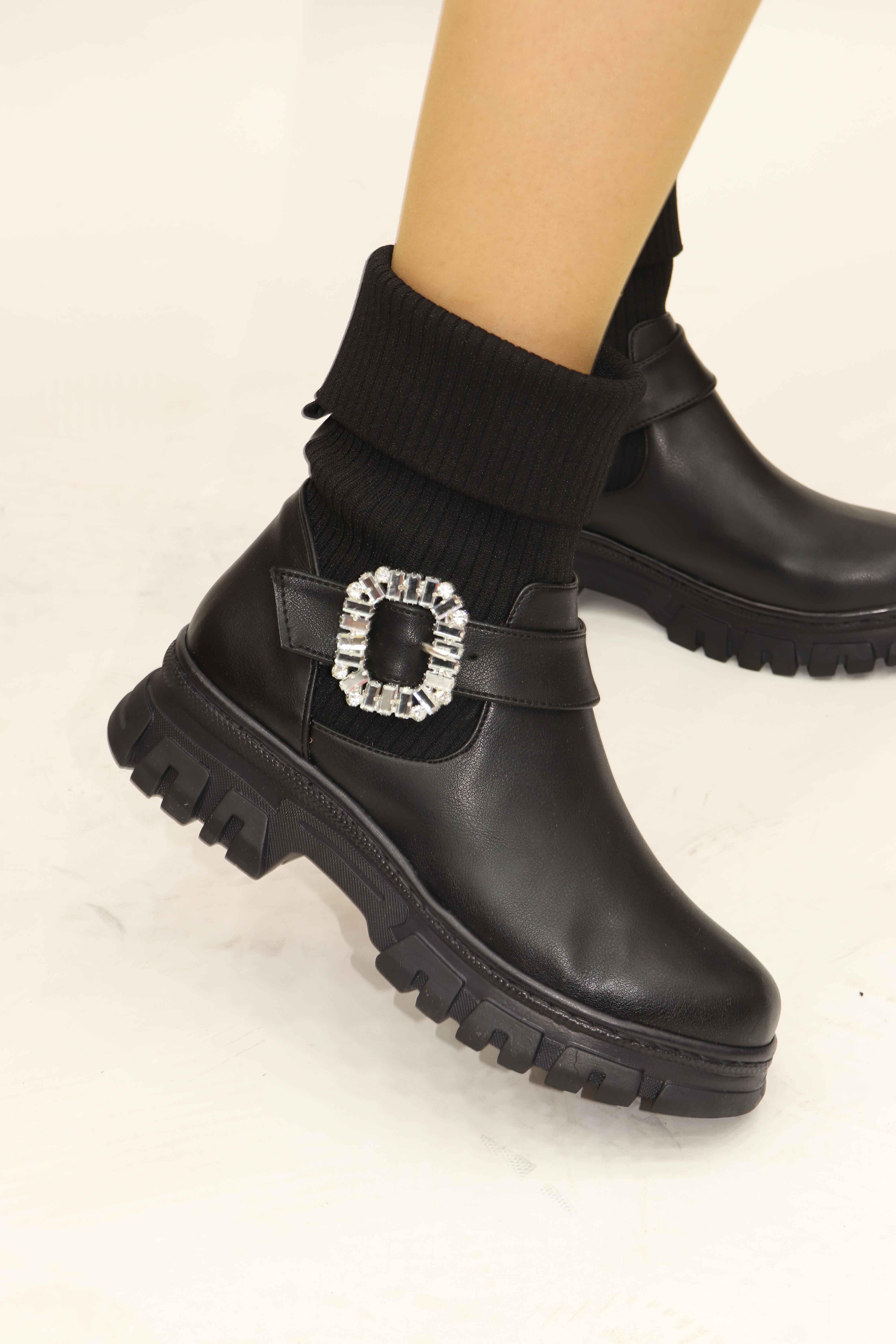 Tokalı Triko Kadın Postal Bot 1925