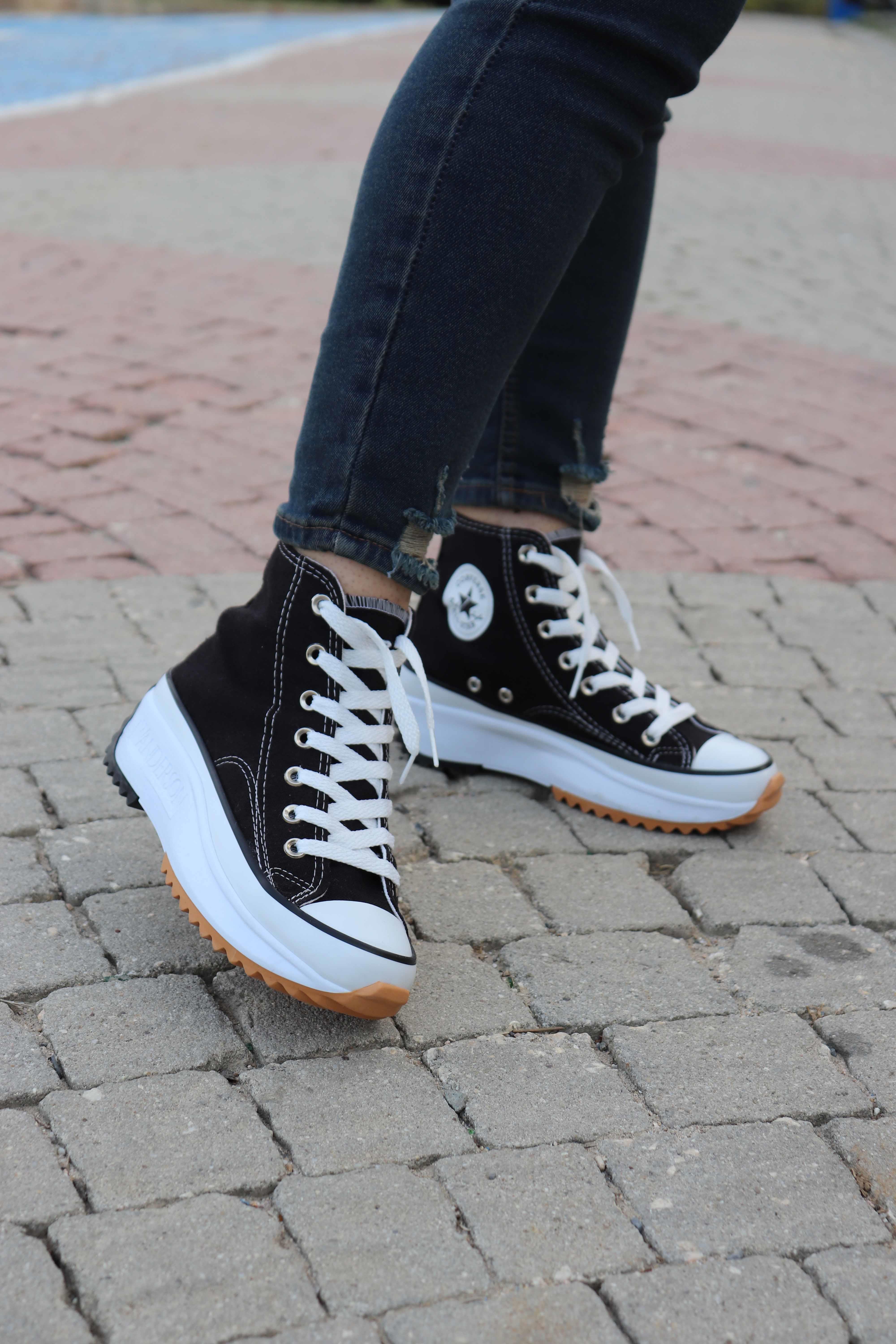 Yüksek Taban Boğazlı Kadın Converse - SIYAH