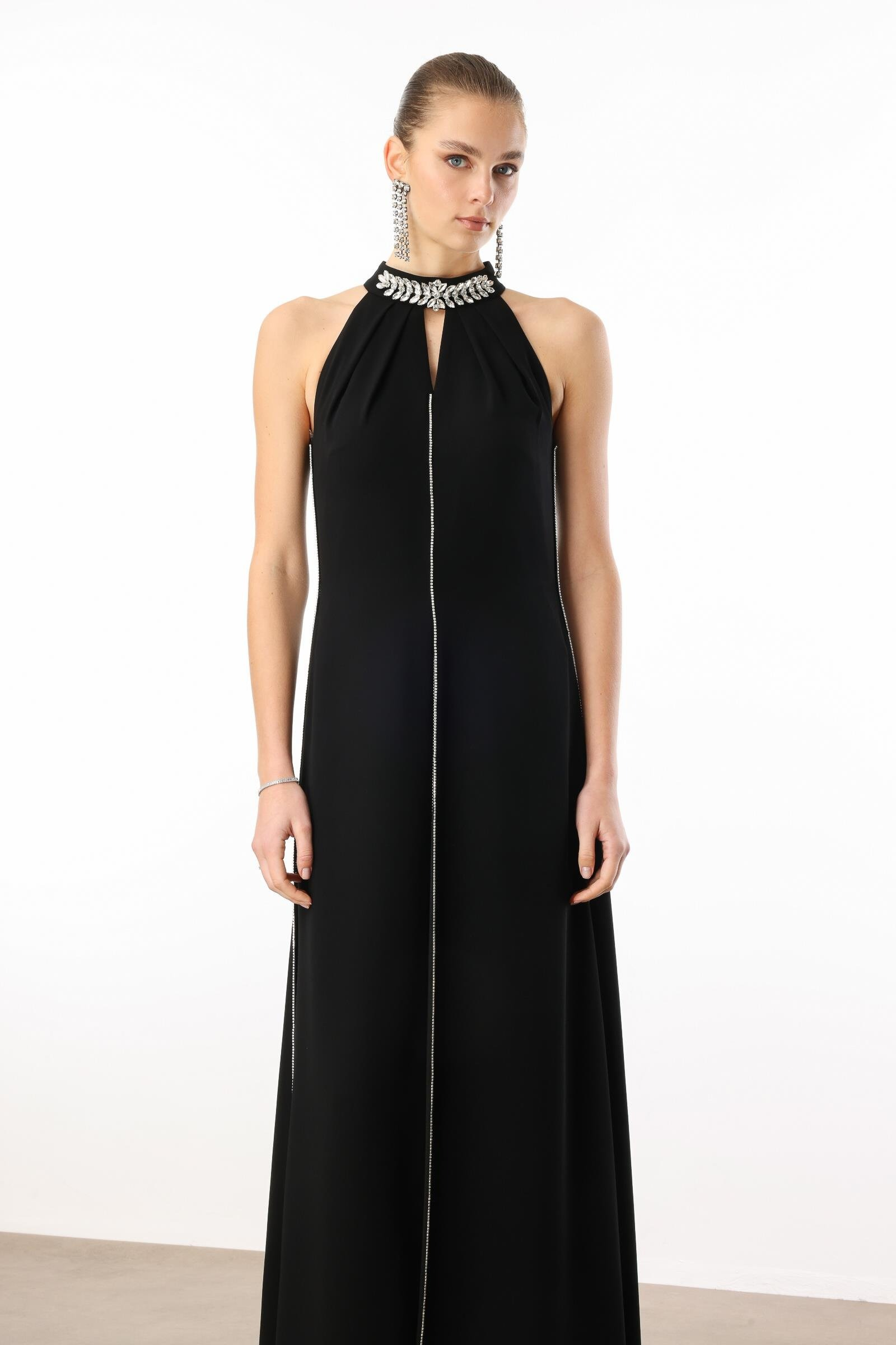 MODA İLGİ Yakası Taş Aksesuarlı Tulum 60100 Siyah