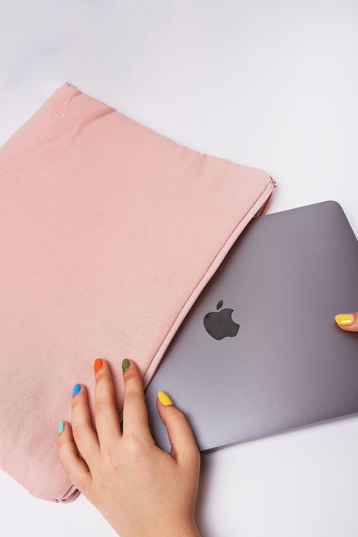 Alba Müslin Notebook | Laptop | Bilgisayar Taşıma Çantası Pembe