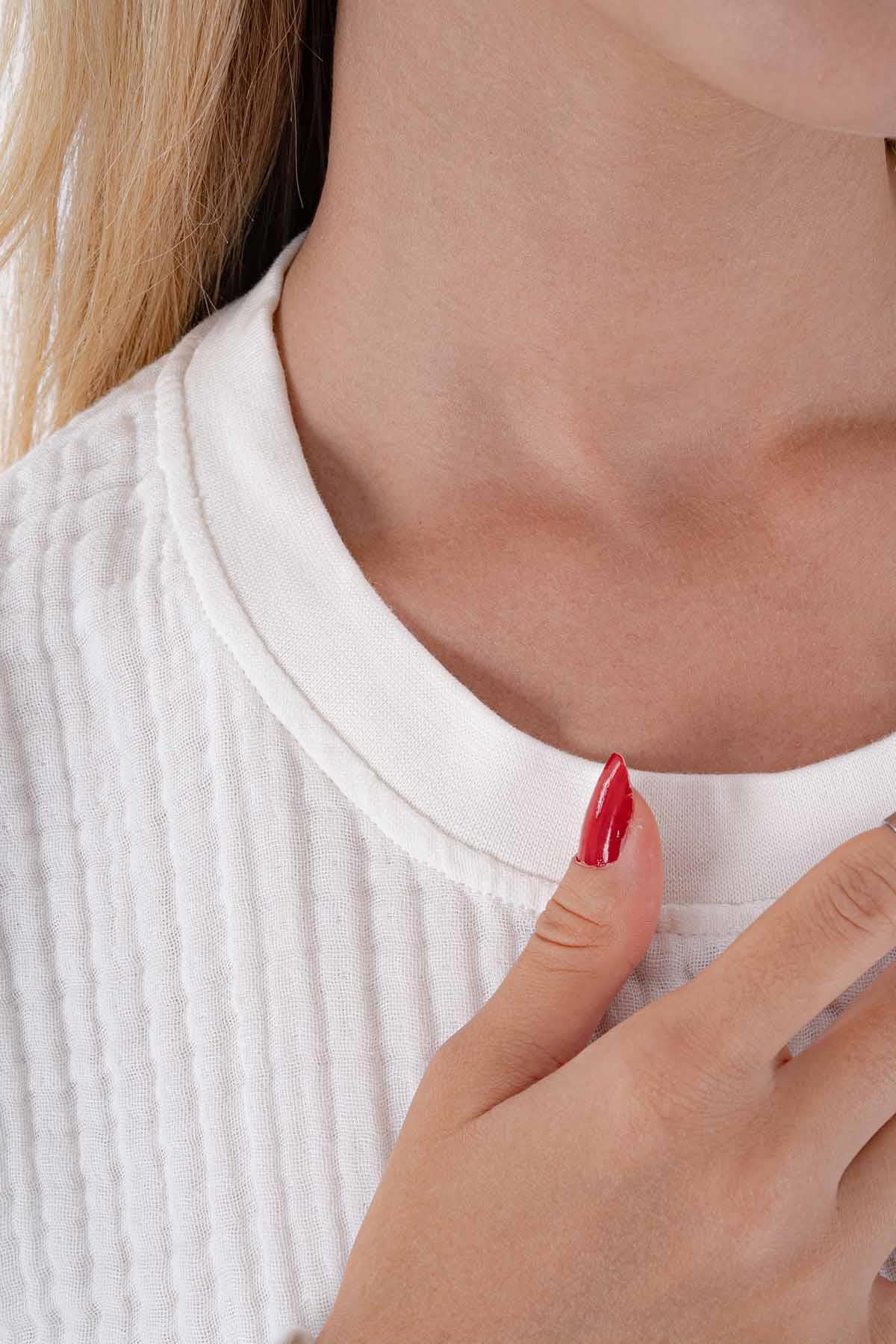 Brode Nakışlı Sırt Detay Unisex Müslin Sweat Beyaz