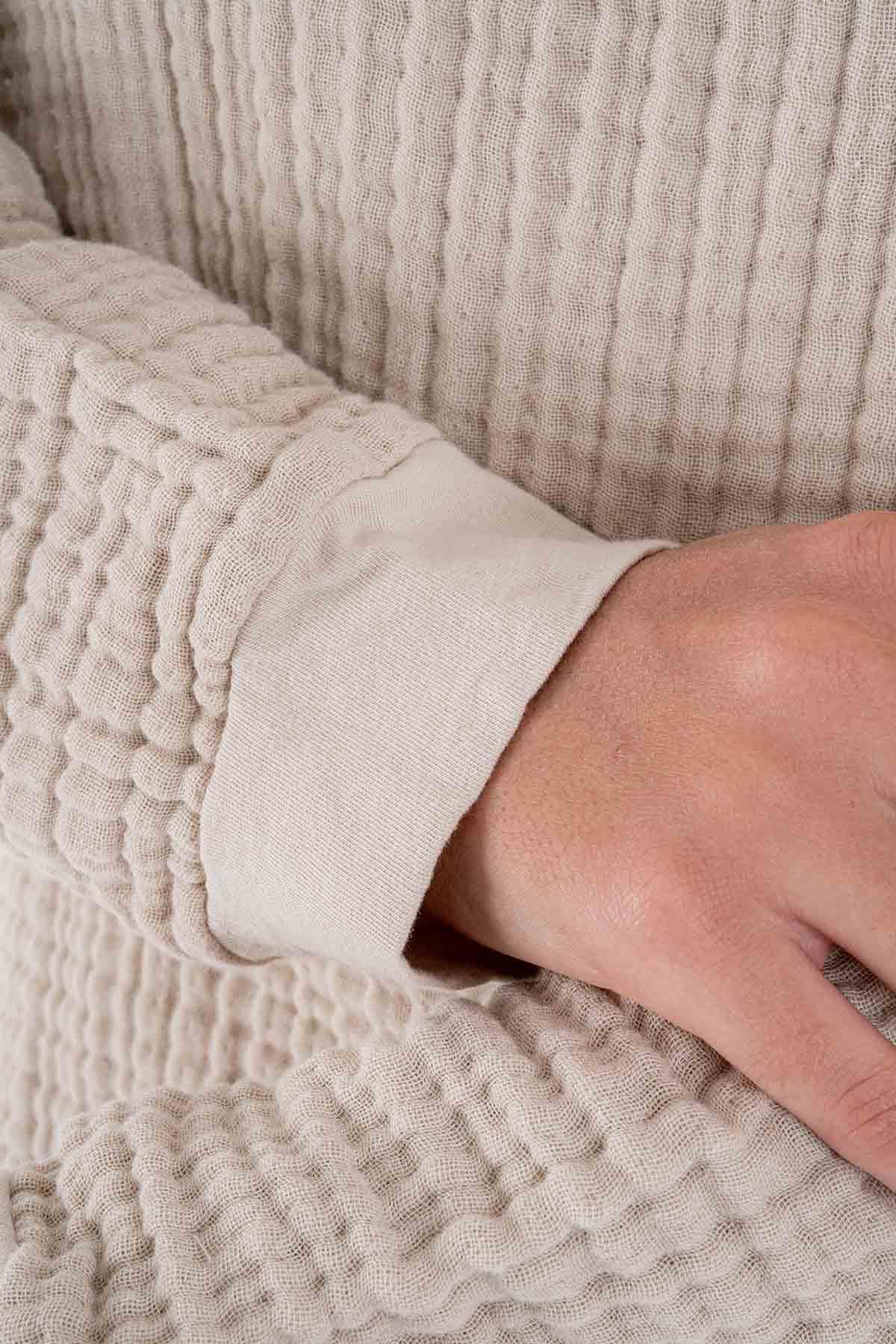 Brode Nakışlı Sırt Detay Unisex Müslin Sweat Bej