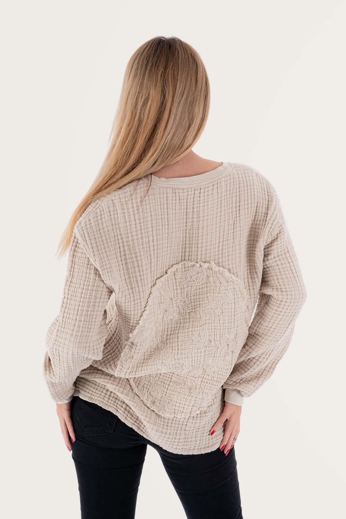 Brode Nakışlı Sırt Detay Unisex Müslin Sweat Bej