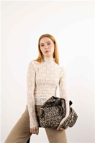 Balıkçı Yaka Detaylı Örgülü Bluz