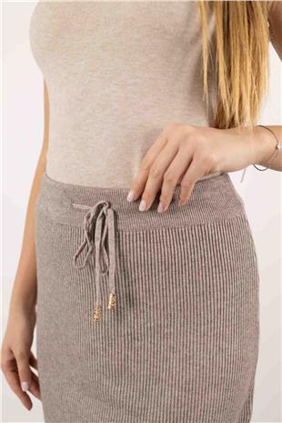 Bel Bağlama Detaylı Triko Etek