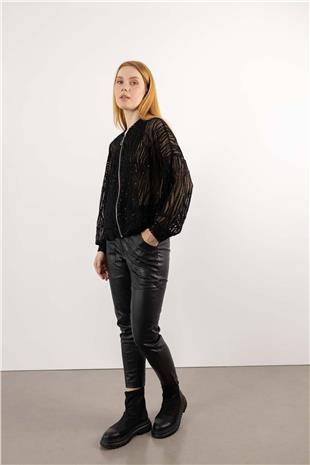 Bel Kermer Detaylı Cepli Deri Pantolon