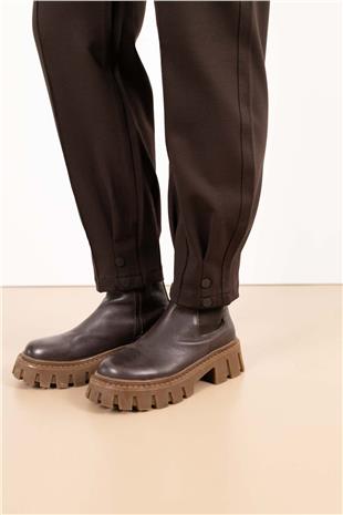 Bel Yazı Detaylı Paça Düğmeli Likralı Pantolon