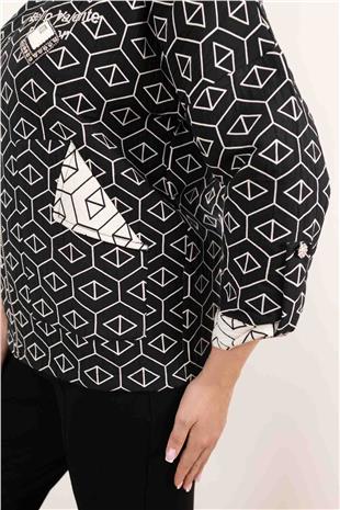 Beşgen Desen Detaylı Cepli Taş Baskılı Ceket