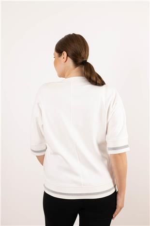 Bisiklet Yaka Detaylı Taş At Baskılı Kısa Kollu Bluz