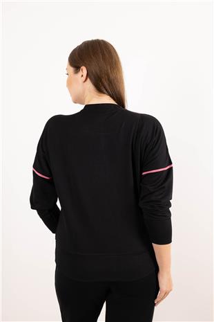 Bisiklet Yaka Detaylı Taş Ve Bebek Fiğür Baskılı Bluz