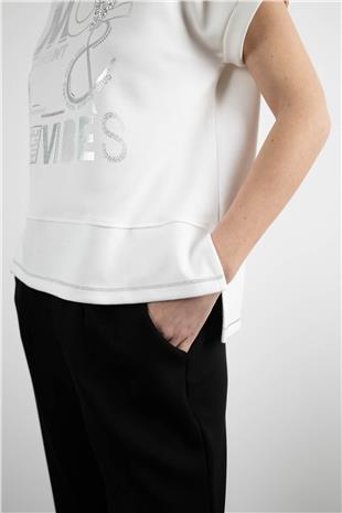 Bisiklet Yaka Taş İşleme Detay Tişört