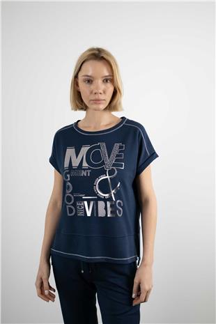 Bisiklet Yaka Taş İşleme Detay Tişört