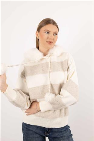 Boncuk Ponpon Detay Kapüşonlu Triko