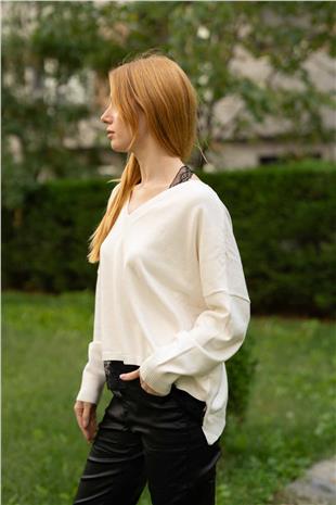 Boyun Bağlama Detay V Yaka Triko