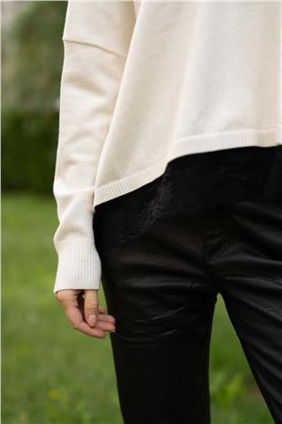 Boyun Bağlama Detay V Yaka Triko