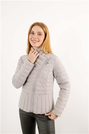 Çapraz Fermuar Detaylı Çubuk Desenli Şişme Mont