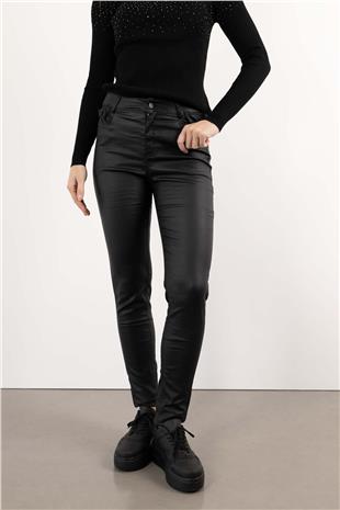 Cep Büzgü Detaylı Deri Pantolon