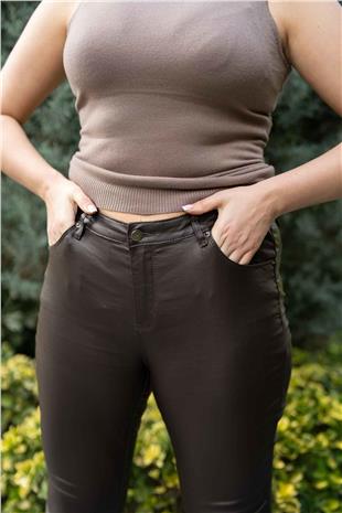 Deri Detaylı Pantolon