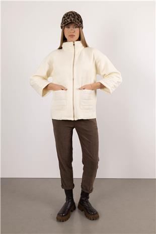 Dik Yaka Triko Ceket