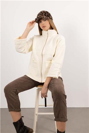 Dik Yaka Triko Ceket