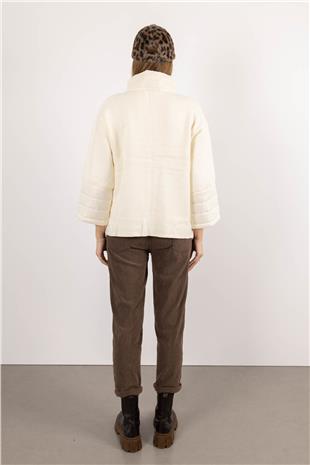 Dik Yaka Triko Ceket