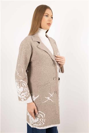 Düğme Detaylı Cepli Desenli Uzun Örme  Hırka
