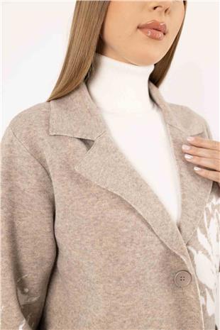 Düğme Detaylı Cepli Desenli Uzun Örme  Hırka