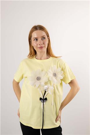 İnci Ve Taşlı Papatya Desenli Tshirt