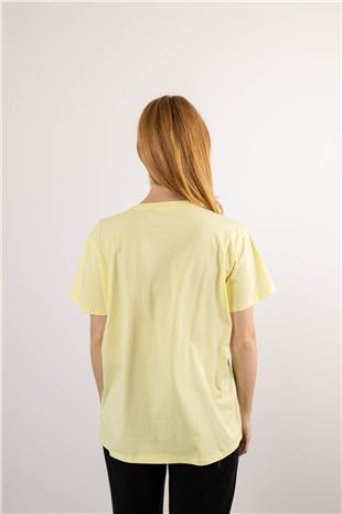 İnci Ve Taşlı Papatya Desenli Tshirt