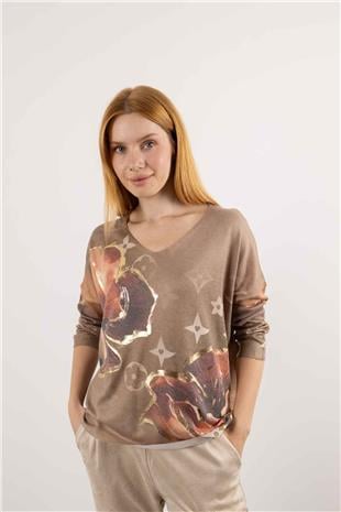 Kalp Ve Yıldız Basklılı Çiçek Desenli Kazak