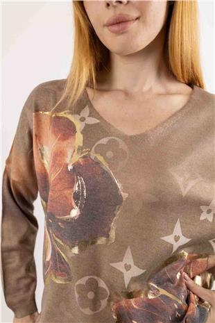 Kalp Ve Yıldız Basklılı Çiçek Desenli Kazak