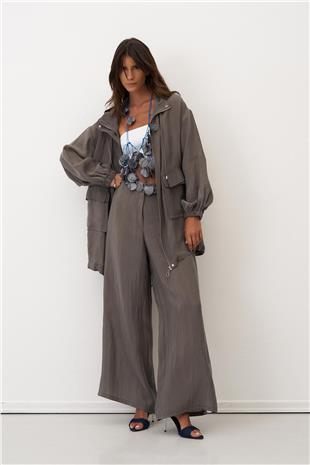 Kapüşon Detay Kol Ucu Lastik Fermuarlı Cepli Kadın Ceket