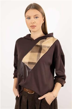 Kapüşon Detaylı Kürk Ve Deri Parçalı Taş Baskılı Bluz