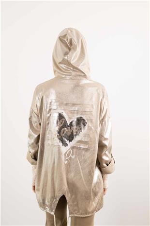 Kapüşon Detaylı Sırt Kalp Ve Love Yazılı Ceket