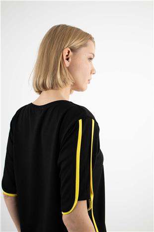 Kelebek Taş Baskı Detaylı Bluz