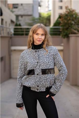 Leopar Desenli Beli Lastikli Ceket