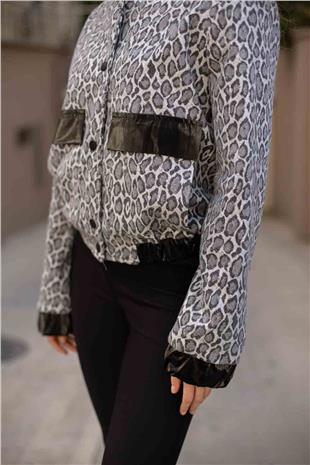 Leopar Desenli Beli Lastikli Ceket