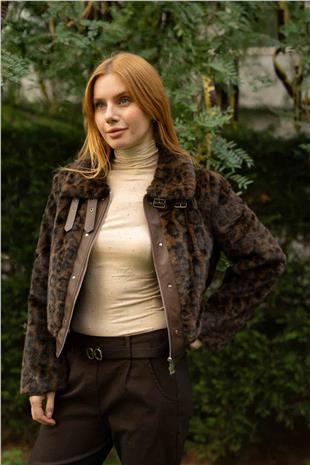 Leopar Desenli  Deri Fermuar Detaylı Pelüş Ceket