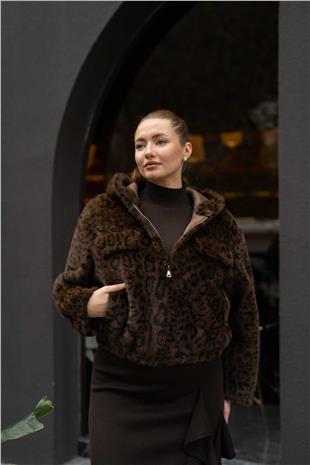 Leopar Detaylı Kürk Ceket
